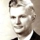 Raymond Mortimer