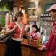 JENNIFER GARNER as Julia Fitzpatrick and ASHTON KUTCHER as Reed Bennett in New Line Cinema's romantic comedy 'Valentine's Day,' a Warner Bros. Pictures release. Photo by Ron Batzdorff