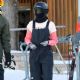 Kendall Jenner – Ssnowboarding with friends in Aspen