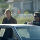 Veteran L.A.P.D. detective Eldon Perry (Kurt Russell) teaches Bobby Keough (Scott Speedman, left)