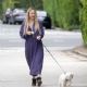 Kate Hudson – Seen with her dog in Los Angeles