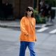Emily Ratajkowski – Wearing baggy outfit on a stroll in New York
