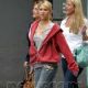 Anna went shopping with friends in the trendy SoHo area of New York City (05.05.2004)