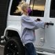 Gwen Stefani – Spotted while shopping for jewelry at XIV Karats in Beverly Hills