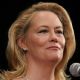 Cybill Shepherd